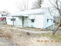 1st image of 225 Fairview St