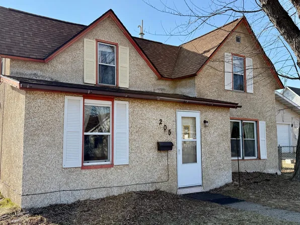 205 1st Ave NE, Brainerd, MN 56401