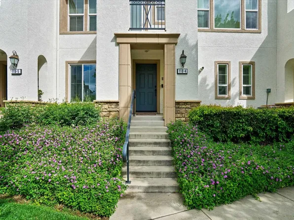 118 Selby Ln Unit 4, Livermore, CA 94551