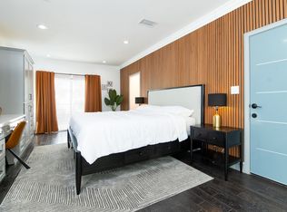 216 Atlantic Ave SUITE A, Long Beach, CA 90802