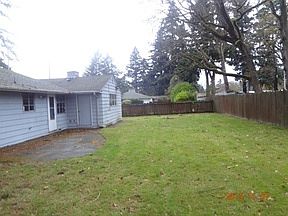 3rd image of 2625 92nd St S