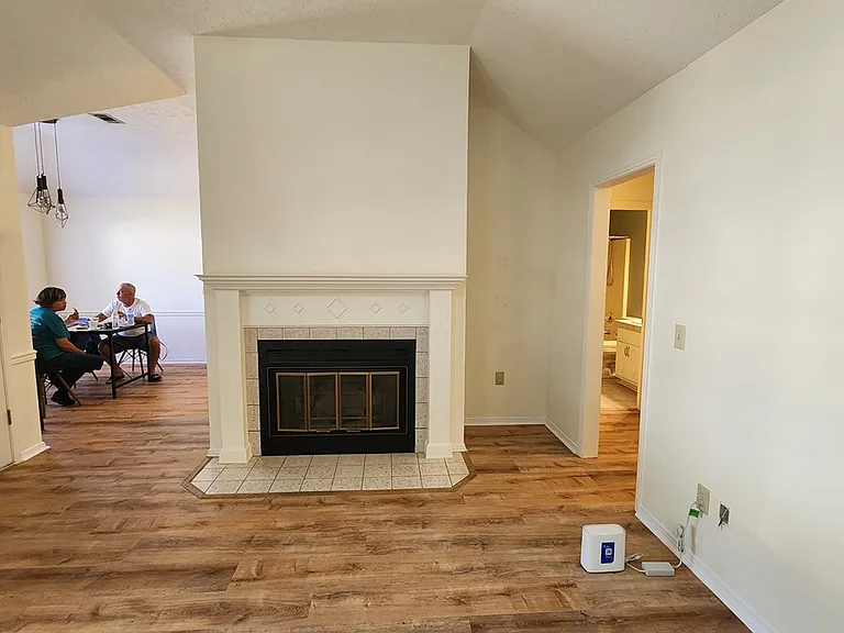 137 Green Hollow Cir — Photo 3