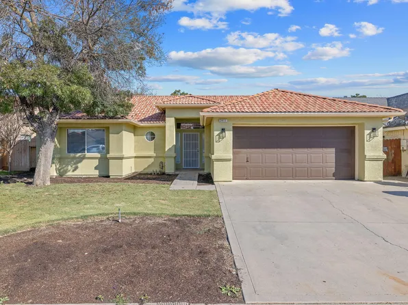 2411 Cottonwood Dr, Hanford, CA 93230