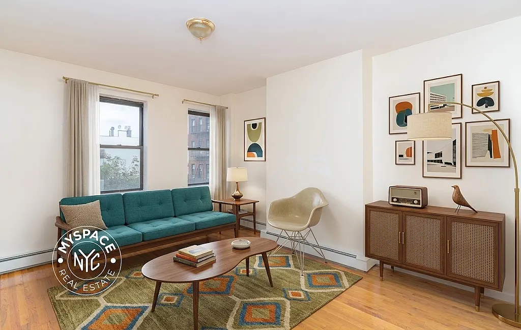 95 Seigel Street — Photo 1