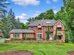 32 Maple Hill Dr, Kitchener, ON N2M 2R8