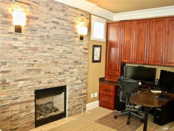 5th image of 2432 Saint Andrews Ln