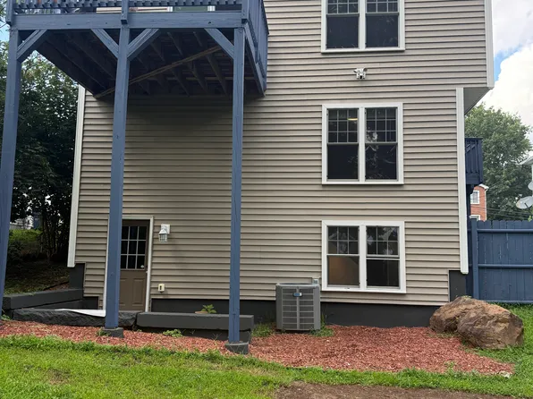 115 Thorniley St, New Britain, CT 06051