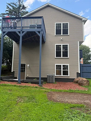 115 Thorniley St Photo 1