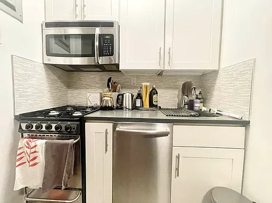 Rented by DALLAL | media 7