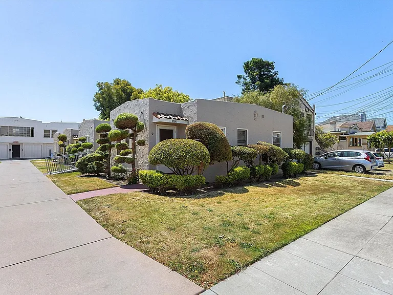 1106 Park Ave #9 - 1 Bed | 1 Bath — Photo 18