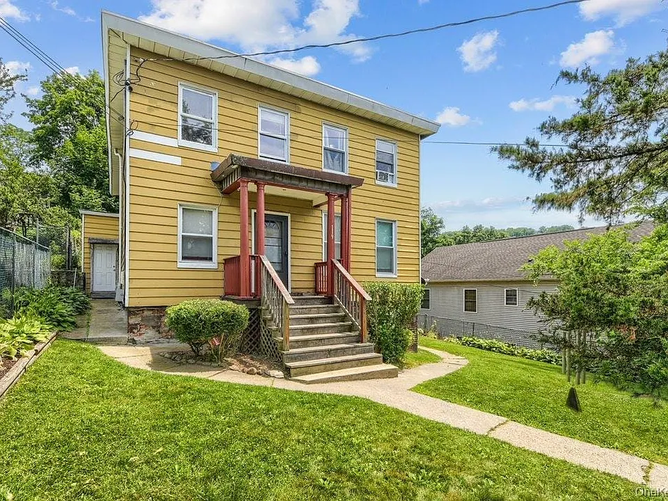 119 High St #1