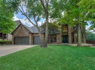 801 Fox Run Trl, Edmond, OK 73034
