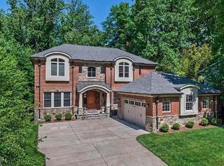 7708 Beech Tree Rd, Bethesda, MD 20817