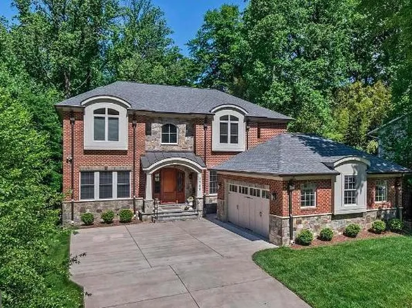 7708 Beech Tree Rd, Bethesda, MD 20817