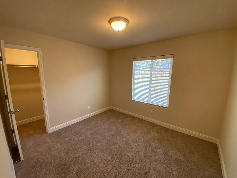 3227 Ferro Ct — Photo 23