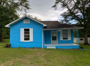 11 Spruce St, Manchester, GA 31816