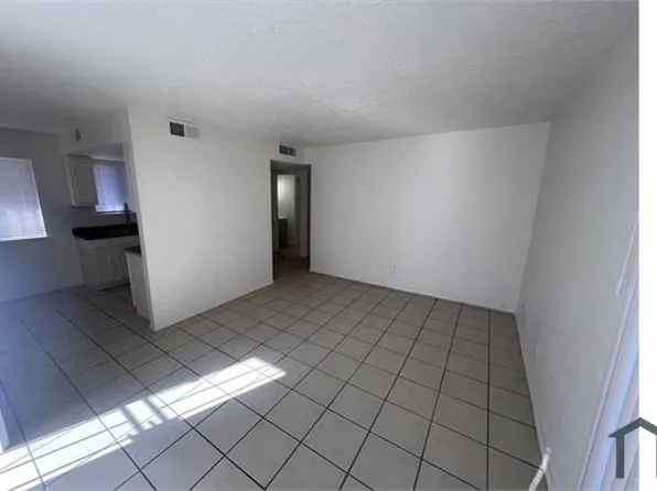 1005 Dickerson Dr SE #A, Albuquerque, NM 87106