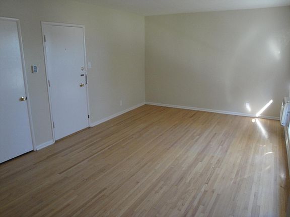 3rd image of 11707 W Sunset Blvd APT 8