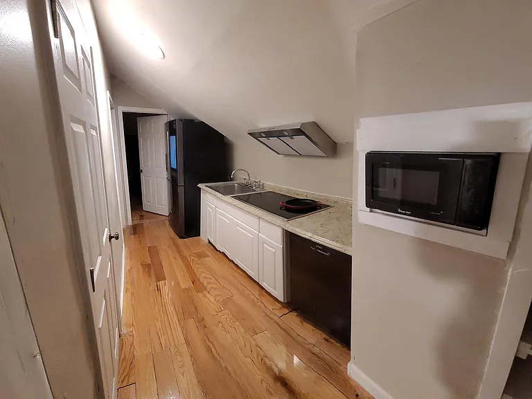 128 High St — Photo 13