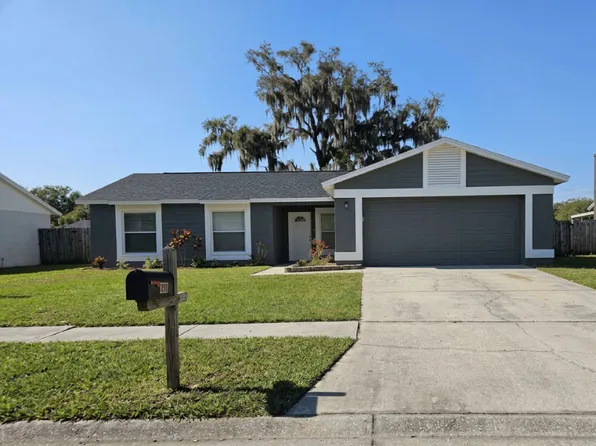 526 Oak Creek Dr, Brandon, FL 33511