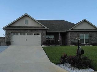 109 Dawson Ln, Enterprise, AL 36330