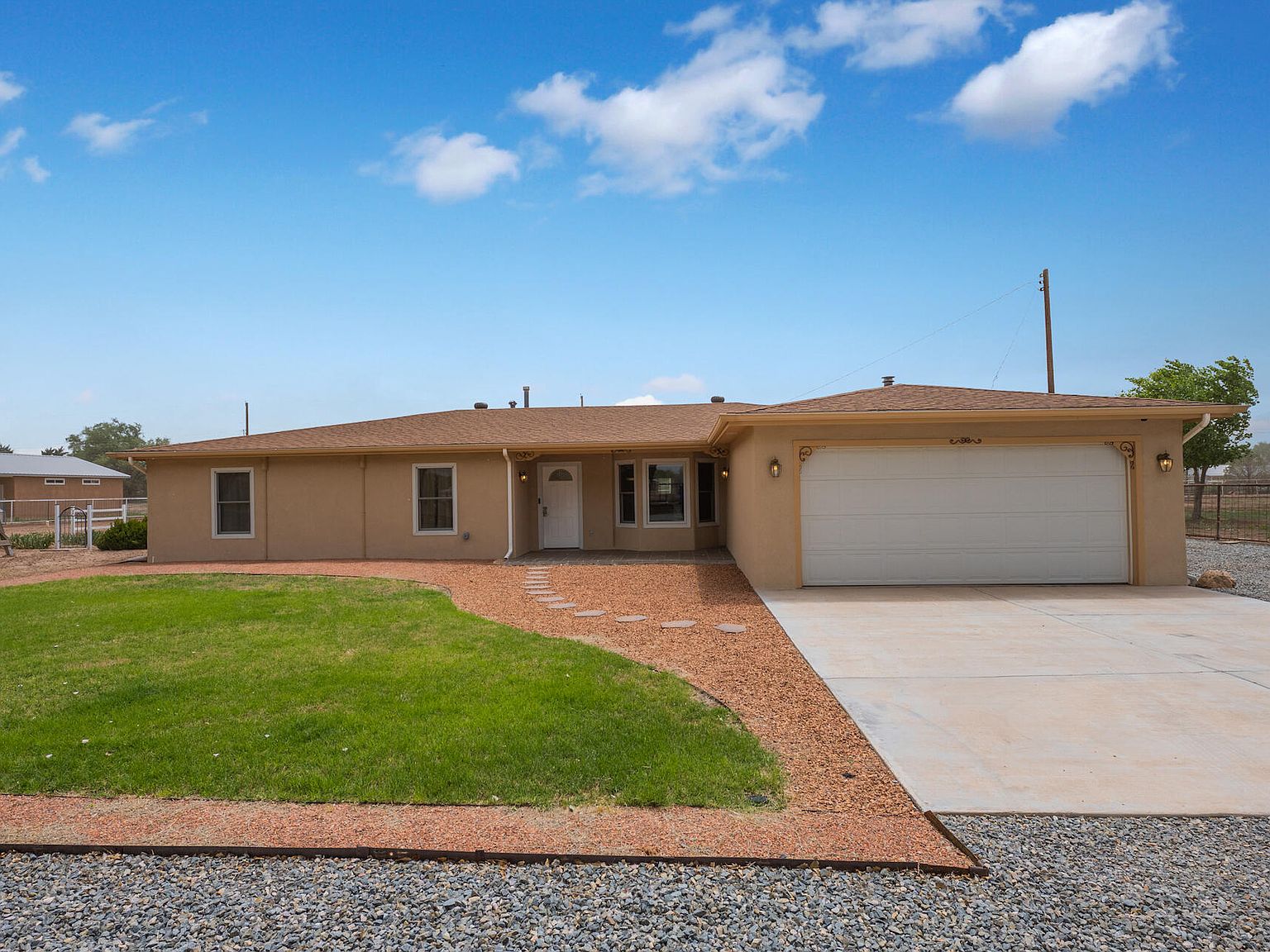 17 Mariposa Ln, Los Lunas, NM 87031 MLS 1035704 Zillow