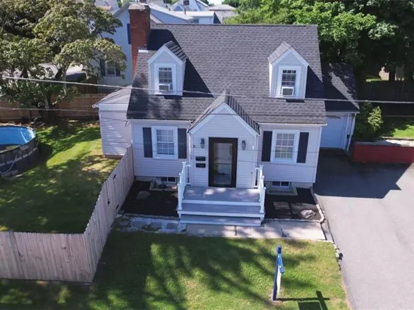 110 Pond St, Cranston, RI 02910