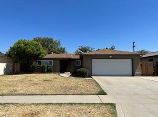 4504 N Duke Ave, Fresno, CA 93727