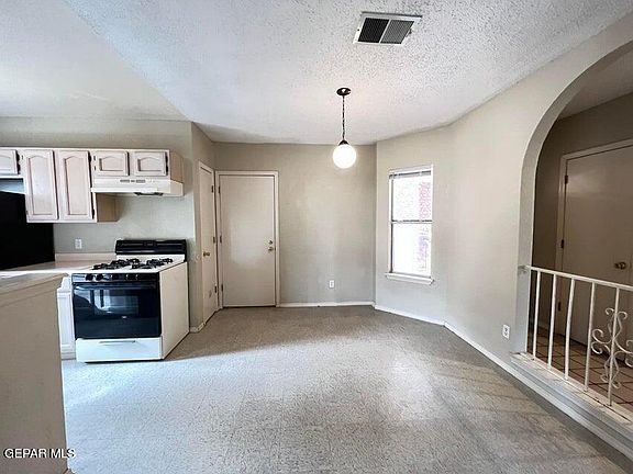 5th image of 12581 Carlos Bombach Ave