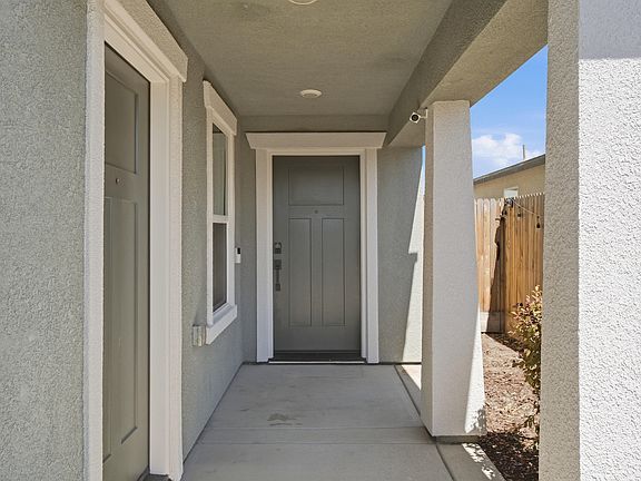 4th image of 1040 E Reese Avenue