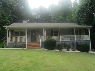 5316 Hearthstone Dr, Gainesville, GA 30504