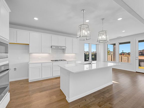 3rd image of 3604 Birds Eye Ln