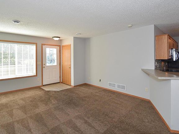 4th image of 15416 Sodium St NW