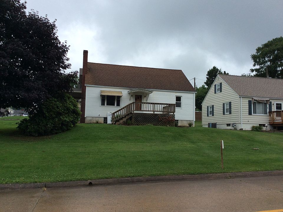 1st image of 1047 Lakeside Dr