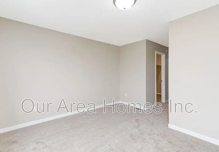 6020 Manchester Ave NE — Photo 15