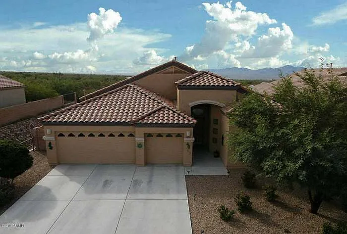 5075 W New Shadow Way — Photo 1