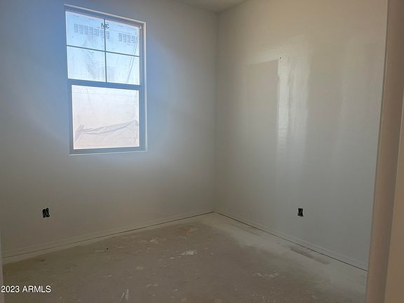 3rd image of 47566 W KENNER Drive