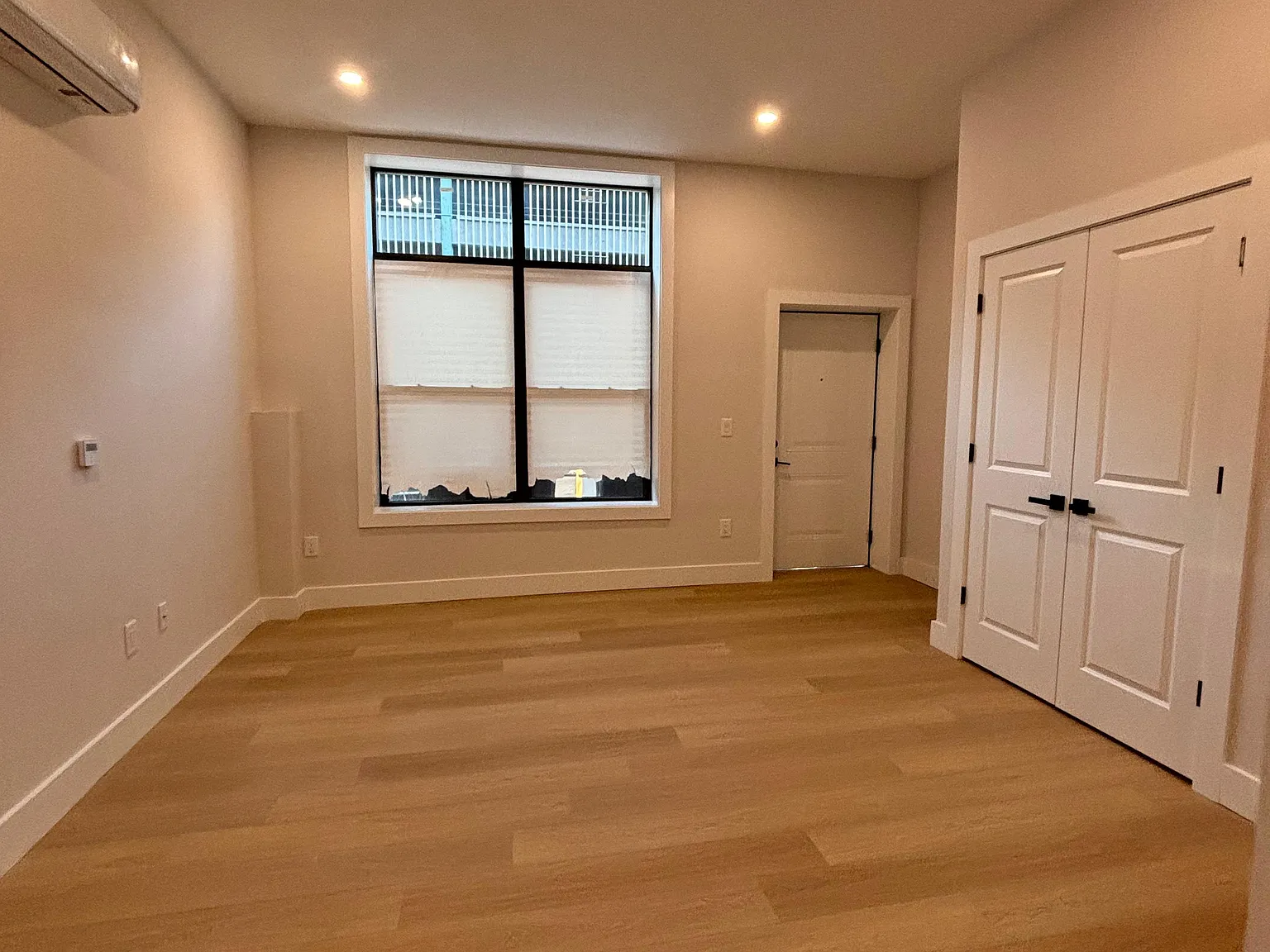 Studio, 500 sqft, $1,550 — Photo 4