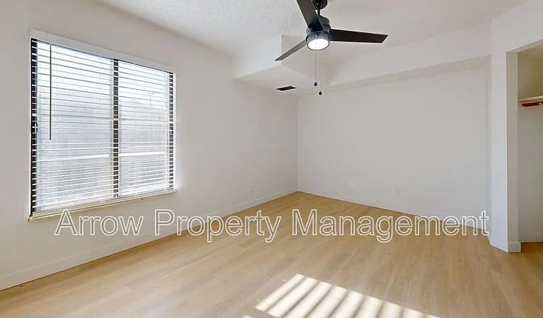 205 E Arbor Ave #201G — Photo 6