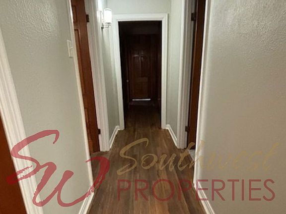 5th image of 1110 N Neblett St