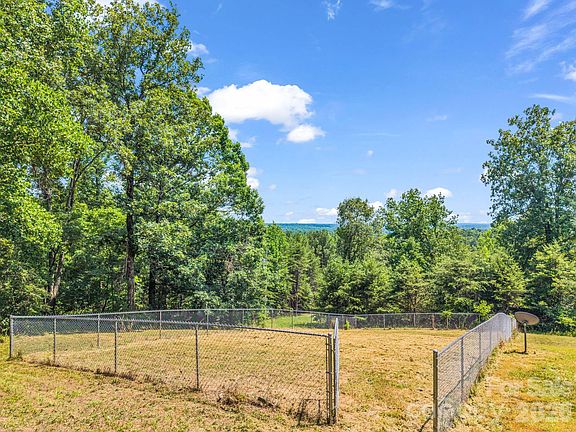 41st image of 156 Carpenters Knob Dr