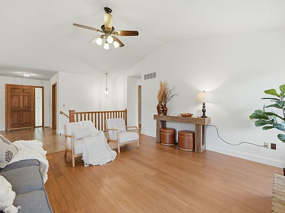 3rd image of 7814 W Westlawn Ct