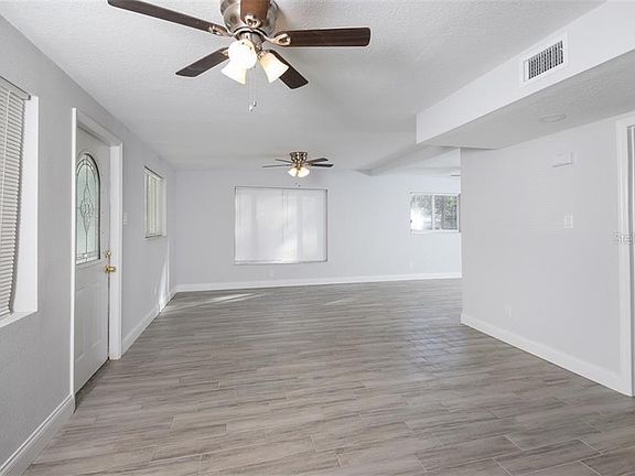 4th image of 3730 Papai Dr