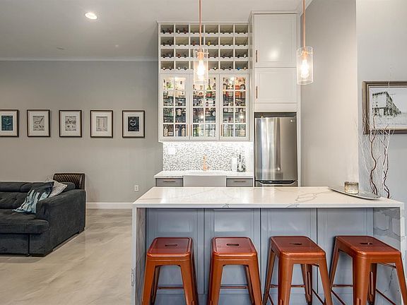 2nd image of 133 Brunswick St #1