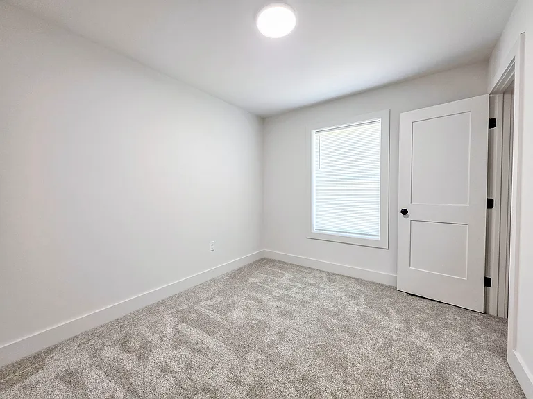 267 Locust St — Photo 21