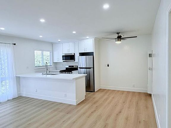 3rd image of 4136 Palmwood Dr APT 7