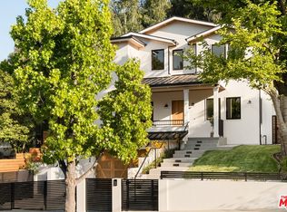 12164 Viewcrest Rd, Studio City, CA 91604