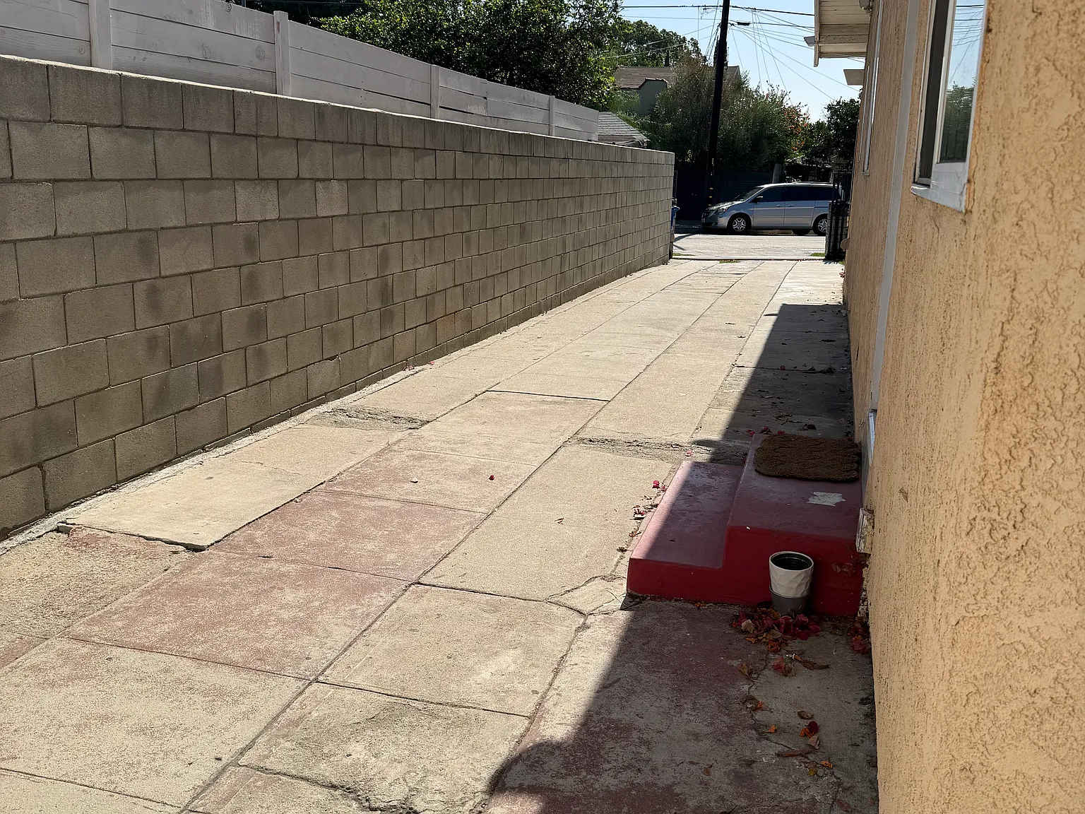 2 bed, 1020 sqft, $4,500 — Photo 3