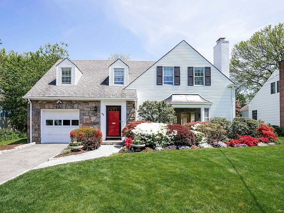 1st image of 616 Seney Ave