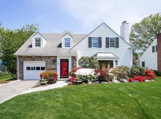 616 Seney Ave, Mamaroneck, NY 10543